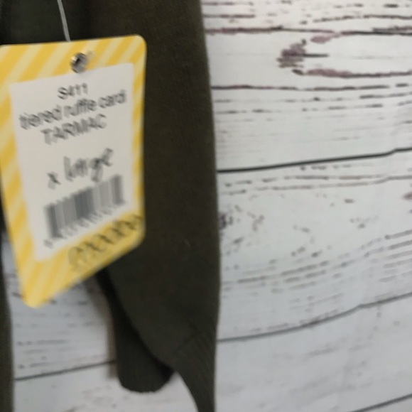 NWT Modbe Ruffled Cardigan Sweater XL - Picture 5 of 6